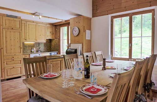 Buerchen Apartment | Cosy apartment for 10 people with WIFI, TV and patio