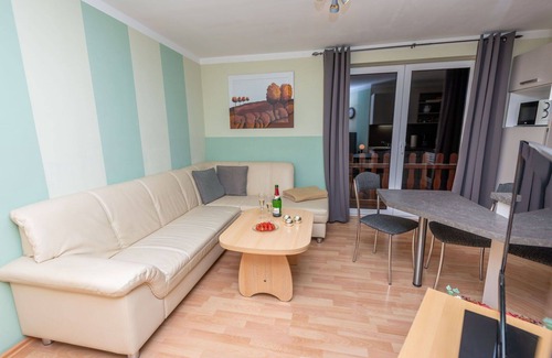 Stangerode Apartment | Cosy apartment for 2 guests with WIFI, TV and patio