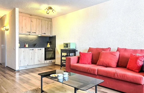 Champex-Lac Apartment | Cosy apartment for 2 guests with WIFI, TV and balcony