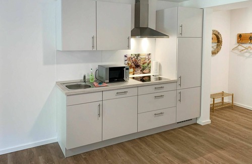 Holtriem Apartment | Cosy apartment for 3 guests with WIFI, TV and terrace