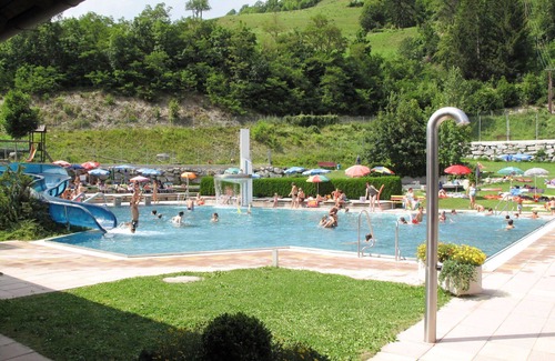 Fliess Apartment | Cosy apartment for 4 guests with WIFI, TV and panoramic view