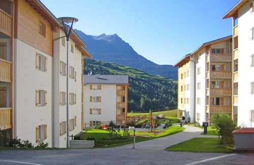 Savognin Apartment | Cosy apartment for 4 people with WIFI, TV, terrace and panoramic view