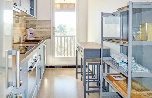 Tourgeville Apartment | Cosy apartment for 4 guests with WIFI, TV, balcony and panoramic view