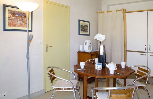 Lancieux Apartment | Cosy apartment for 4 people with WIFI, TV, terrace and pets allowed