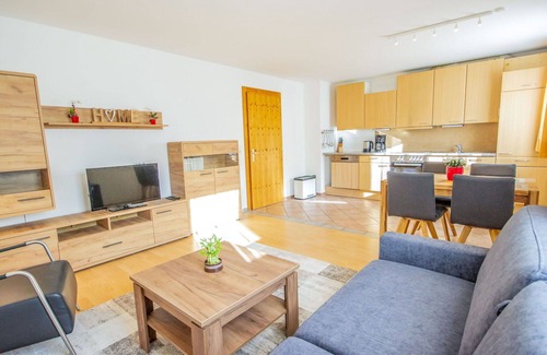 Prutz Apartment | Cosy apartment for 4 guests with WIFI and TV