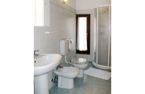 Fossalta Maggiore Apartment | Cosy apartment for 4 people with A/C, WIFI, TV, terrace, pets allowed and parking