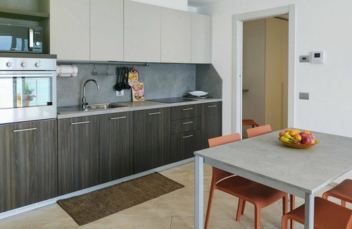 Gera Lario Apartment | Cosy apartment for 4 people with WIFI, A/C, TV, terrace and pets allowed