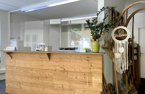 Valbella Apartment | Cosy apartment for 6 people with WIFI, TV and balcony