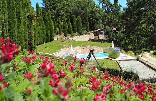 San Gimignano Apartment | Cosy apartment for 6 guests with WIFI, pool and panoramic view, close to San Gimignano