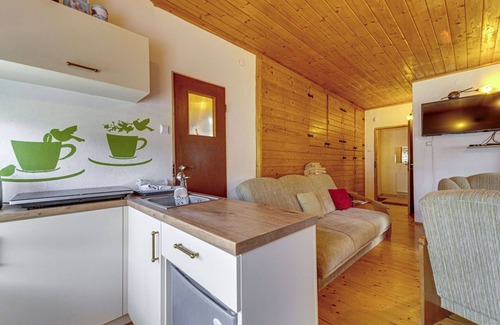 Brenna Apartment | Cosy apartment for 6 people with WIFI, TV, patio and pets allowed