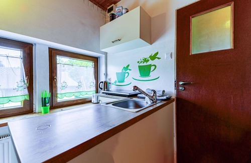 Brenna Apartment | Cosy apartment for 6 people with WIFI, TV, patio and pets allowed