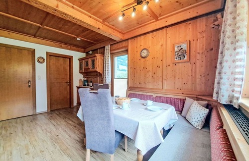 Laimach Apartment | Cosy apartment for 8 people with balcony