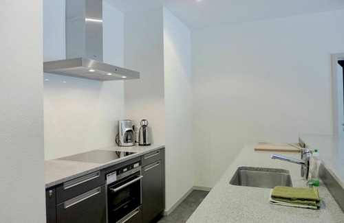 Central Interlaken Apartment | Cosy apartment for 4 guests with WIFI, TV, balcony and panoramic view