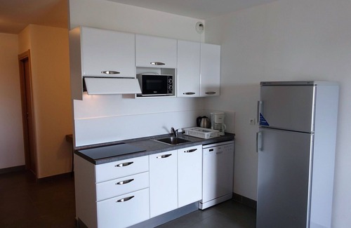 Macinaggio Apartment | Cosy apartment for 6 guests with A/C, TV, terrace, pets allowed and parking