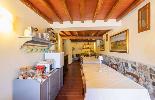 Montebonello Apartment | Cosy apartment for 4 people with pool, WIFI, A/C, TV, pets allowed and panoramic view