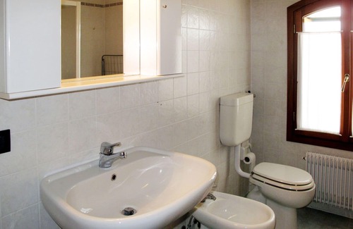 Fossalta Maggiore Apartment | Cosy apartment for 4 guests with A/C, WIFI, TV, terrace, pets allowed and parking