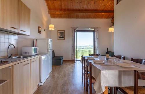 Azzano d'Asti Villa | Cosy apartment in villa for 6 people with WIFI, pool, terrace and pets allowed