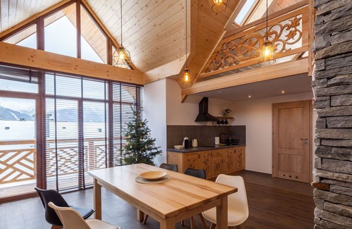 Zakopane House | Cosy apartment in villa for 6 people with WIFI, TV, terrace and pets allowed