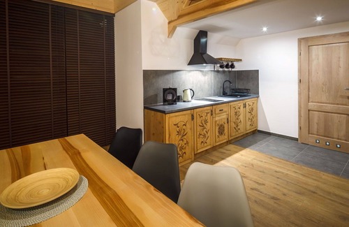 Zakopane House | Cosy apartment in villa for 6 people with WIFI, TV, terrace and pets allowed