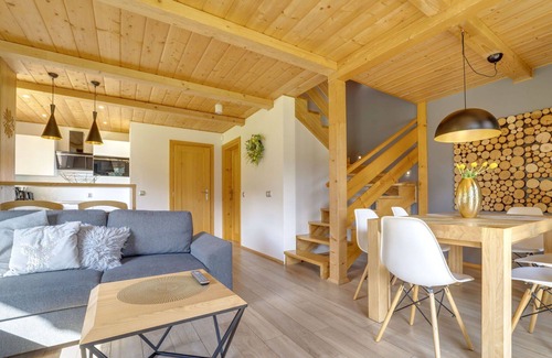 Szczyrk House | Cosy apartment in villa for 8 guests with WIFI, TV, terrace and panoramic view