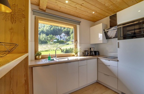 Szczyrk House | Cosy apartment in villa for 8 guests with WIFI, TV, terrace and panoramic view