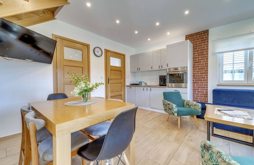 Wisla House | Cosy apartment in villa for 8 people with WIFI, TV, terrace and parking