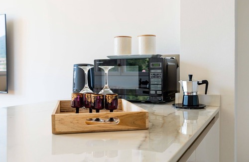 Cisano sul Neva Apartment | Cosy apartment for 4 people with A/C