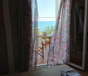 Stalida Apartment | Cosy Apartment with Sea View