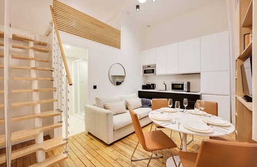 Quartier de l'Ecole-Militaire Apartment | Cosy Appart 5P/1BR – Tour Eiffel -
