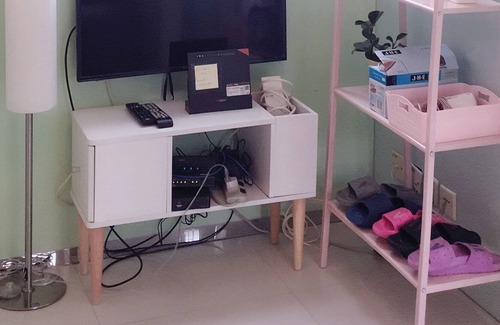 Kwun Chung Apartment | Cosy, Bright and Warm@ Jodan MTR, Family