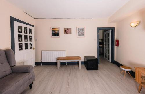 Tollcross Apartment | Cosy Central Apartment by the Meadows 7