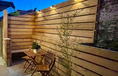 Cawood Cottage | Cosy Cottage for up to 4, Ideal for York, Leeds and the Coast