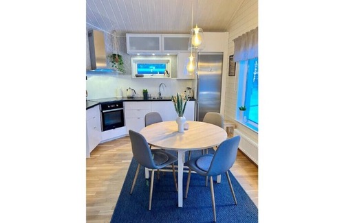 Ranea Cottage | Cosy Cottage with Sauna & BBQn