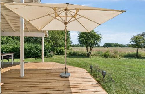 Store Fuglede House | Cosy Cottage With Open View Of The Meadow