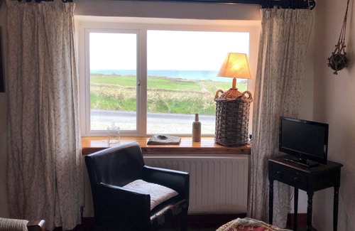 Doonbeg Cottage | Cosy cottage with ocean view