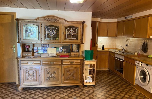 Leuk Ski Chalet | Cosy flat in Chalet Oase