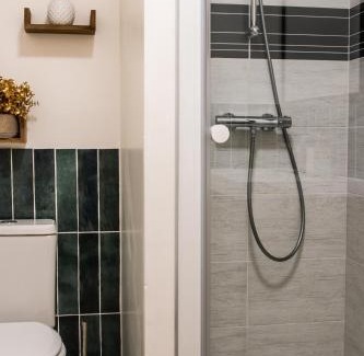 Pougues-les-Eaux Apartment | Cosy Haven Studio rénové, élégant Pougues les Eaux