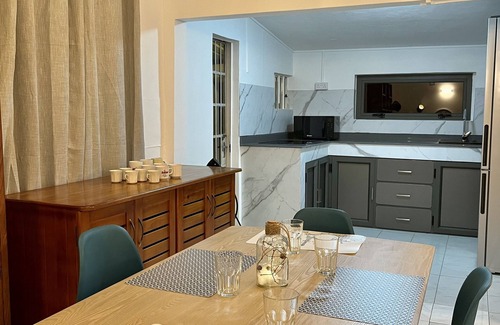Port Louis House | Cosy Home For Your Stay-10Mins to the Beach