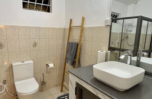 Port Louis House | Cosy Home For Your Stay-10Mins to the Beach