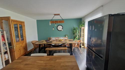 Athenry House | Cosy home with organic garden