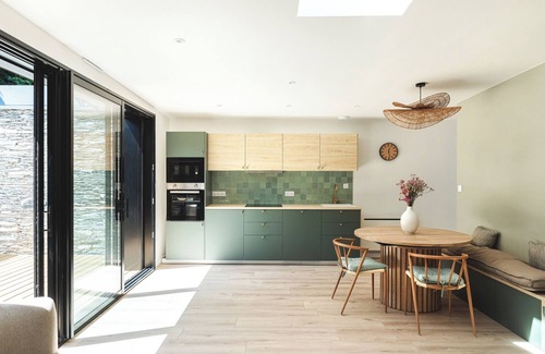La Fayette-Eble House | Cosy home with spa and sauna Layette station area