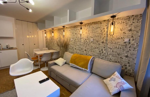 Centre Deux Apartment | Cosy pretty flat