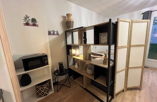 Crecy-en-Brie Apartment | Cosy, quiet apartment near Disneyland