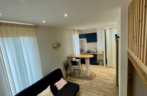 La Fuye-Velpeau Apartment | Cosy studio, 2 steps from Tours train station
