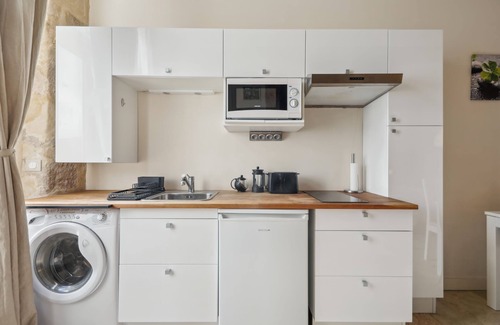 4th Arrondissement Apartment | Cosy Studio in the Heart of Ile Saint Louis