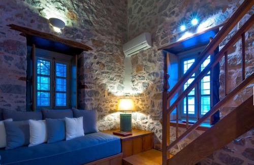 idhra Hotel | Cotommatae Hydra 1810