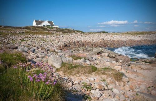 Gannoughs House | Cottage 215 - Claddaghduff