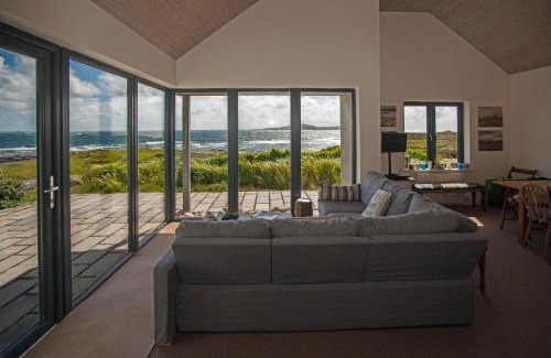 Gannoughs House | Cottage 215 - Claddaghduff