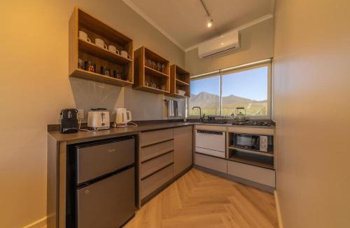 Simondium Ski Chalet | Cottage 3 - Leo Sky Farm