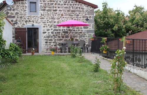 Creste Cottage | Cottage 45 m2 for 2 to 3 people. on the edge of the Auvergne Volcanoes Park